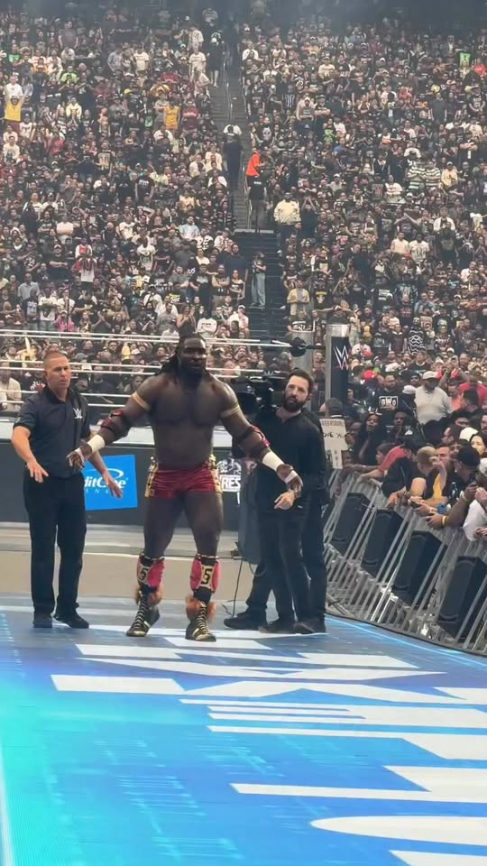 Oba Femi walks away after retiring Brock Lesnar at Wrestlemania 42 #wwe #wrestlemania42 #wweple
