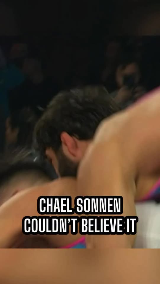 🎙️ “This was not supposed to happen… not like this” 

Chael Sonnen watched in disbelief as Arman Tsarukyan dismantled four-time All-American wrestler Lance Palmer at RAF05, racing to a 10-0 technical fall in the first period and utterly neutralising Palmer’s elite wrestling pedigree!

Via @foxnation