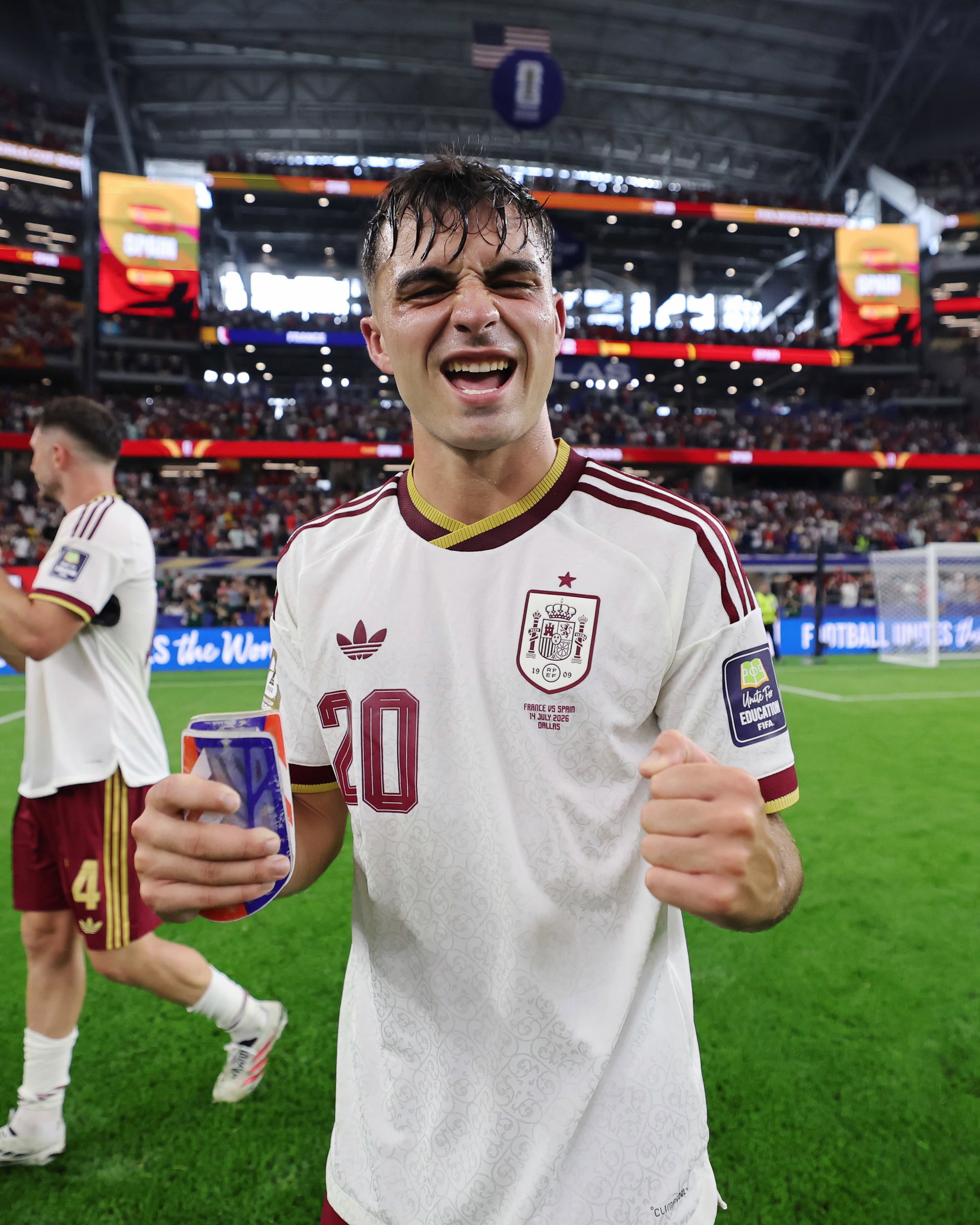 🌎 𝗪𝗢𝗥𝗟𝗗 𝗖𝗨𝗣 𝟮𝟬𝟮𝟲

Lamine, Cubarsí, Olmo, Pedri, Ferran, Gavi, Eric and Joan Garcia are through to the FIFA World Cup final after Spain’s 2-0 win over France.

📷 @fifa