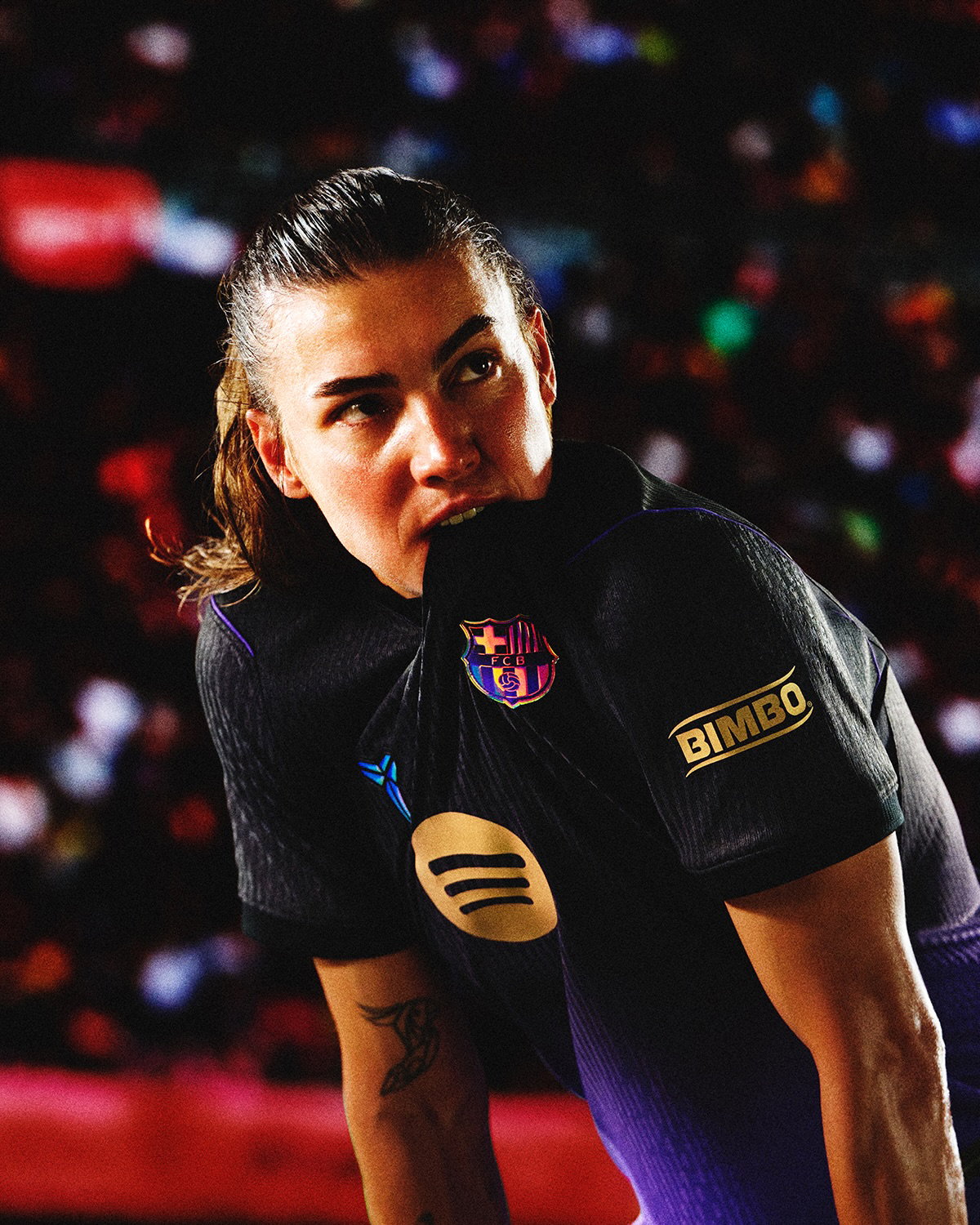 Wear the colours. Chase greatness.
Every challenge builds confidence. Every victory builds legacy.
Introducing the FC Barcelona x Kobe 2026/27 Away Kit.
@nikefootball