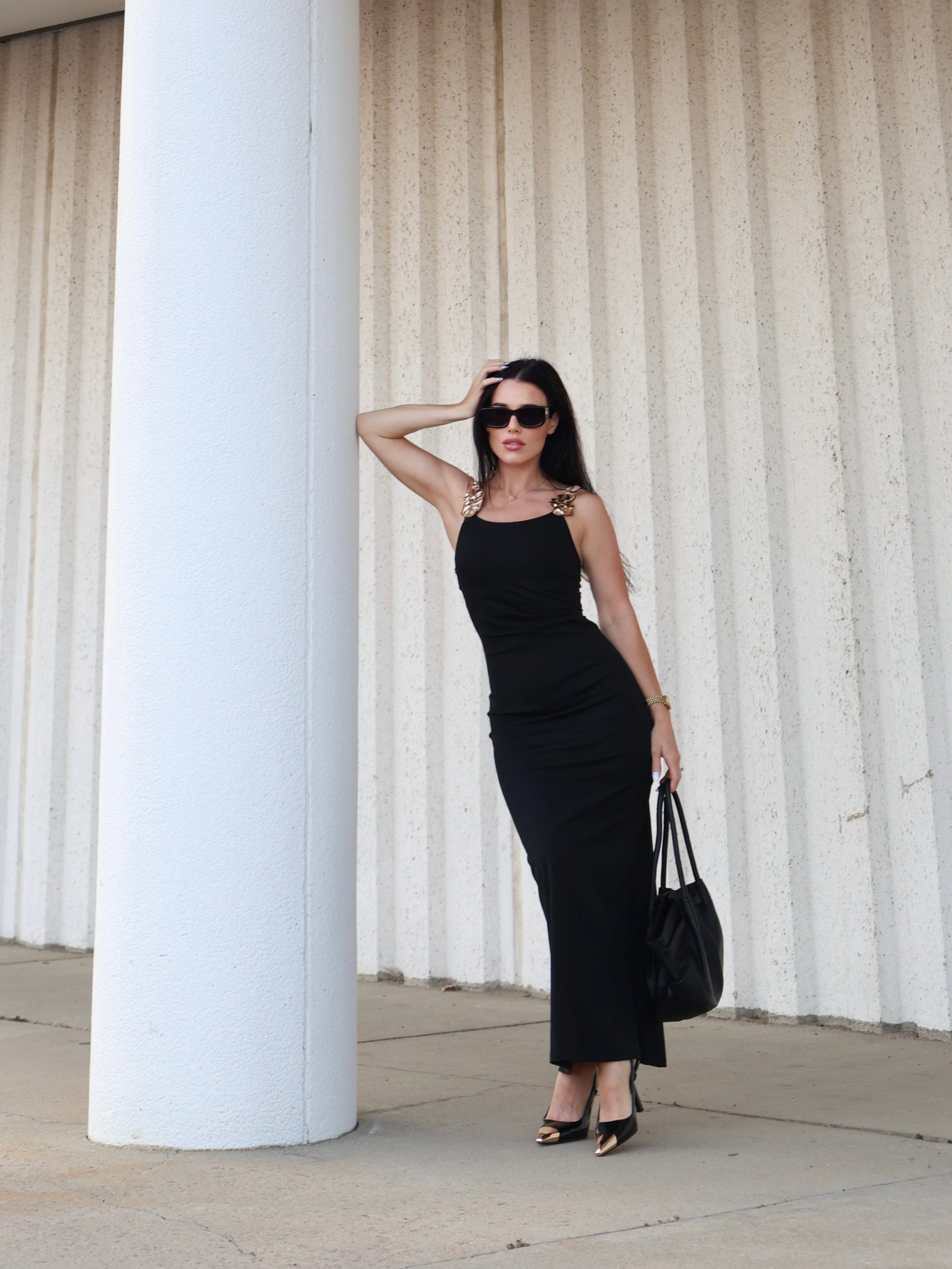 🖤😎

Follow: CovetEZ,COSMINA,Athîral on SHEIN and use 🎫
 
F7USjuliaborishkevich3140  to enjoy exclusive discounts! ✨💃
@sheinofficial @shein_us 

#SHEINtrends
#sheinpartner