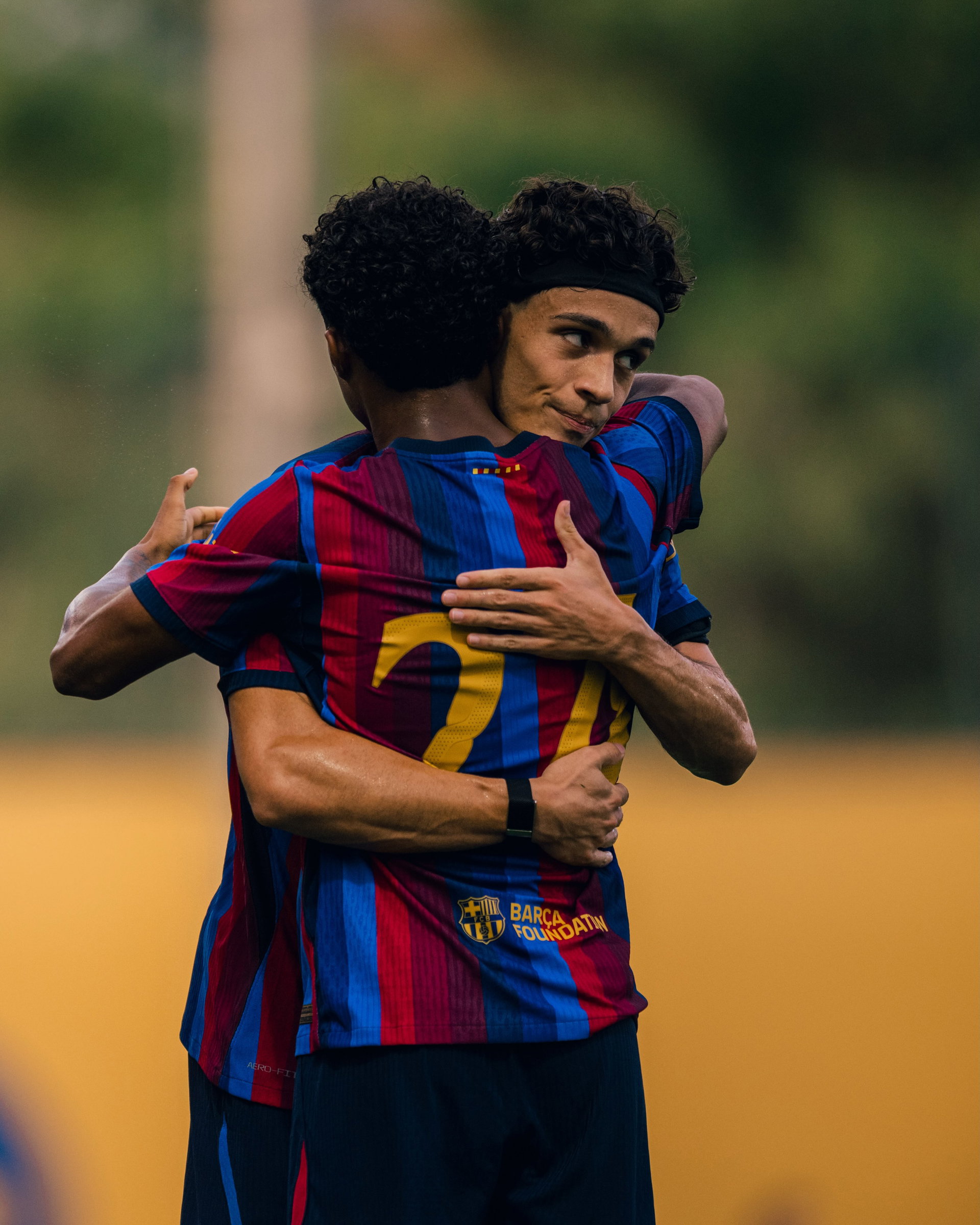 FC Barcelona and CE Europa played a behind-closed-doors training match this evening.

Ha estat un plaer, @ceeuropa 🫶