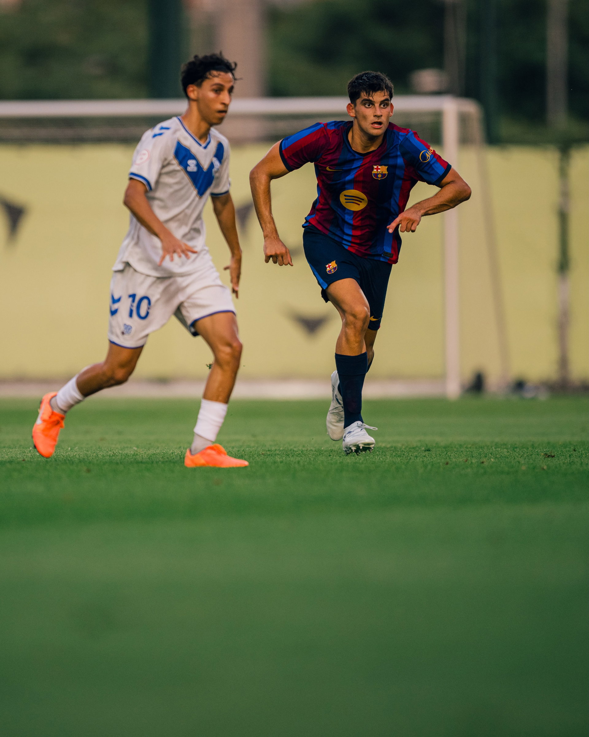FC Barcelona and CE Europa played a behind-closed-doors training match this evening.

Ha estat un plaer, @ceeuropa 🫶