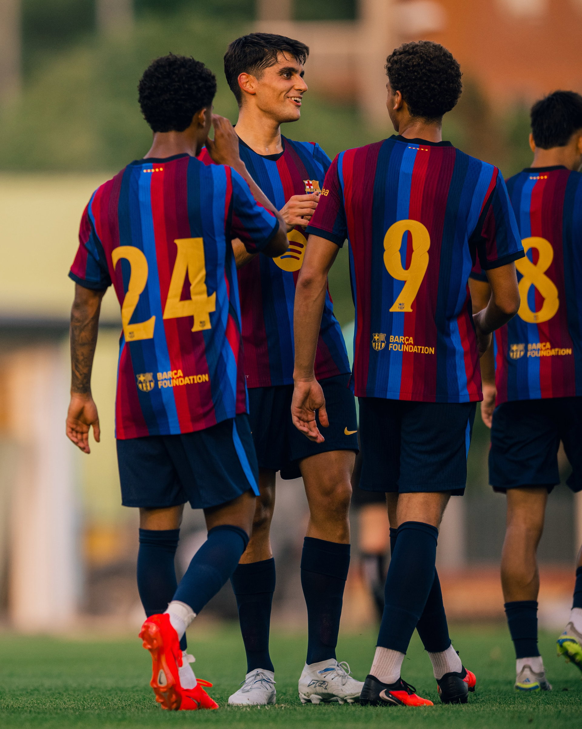 FC Barcelona and CE Europa played a behind-closed-doors training match this evening.

Ha estat un plaer, @ceeuropa 🫶