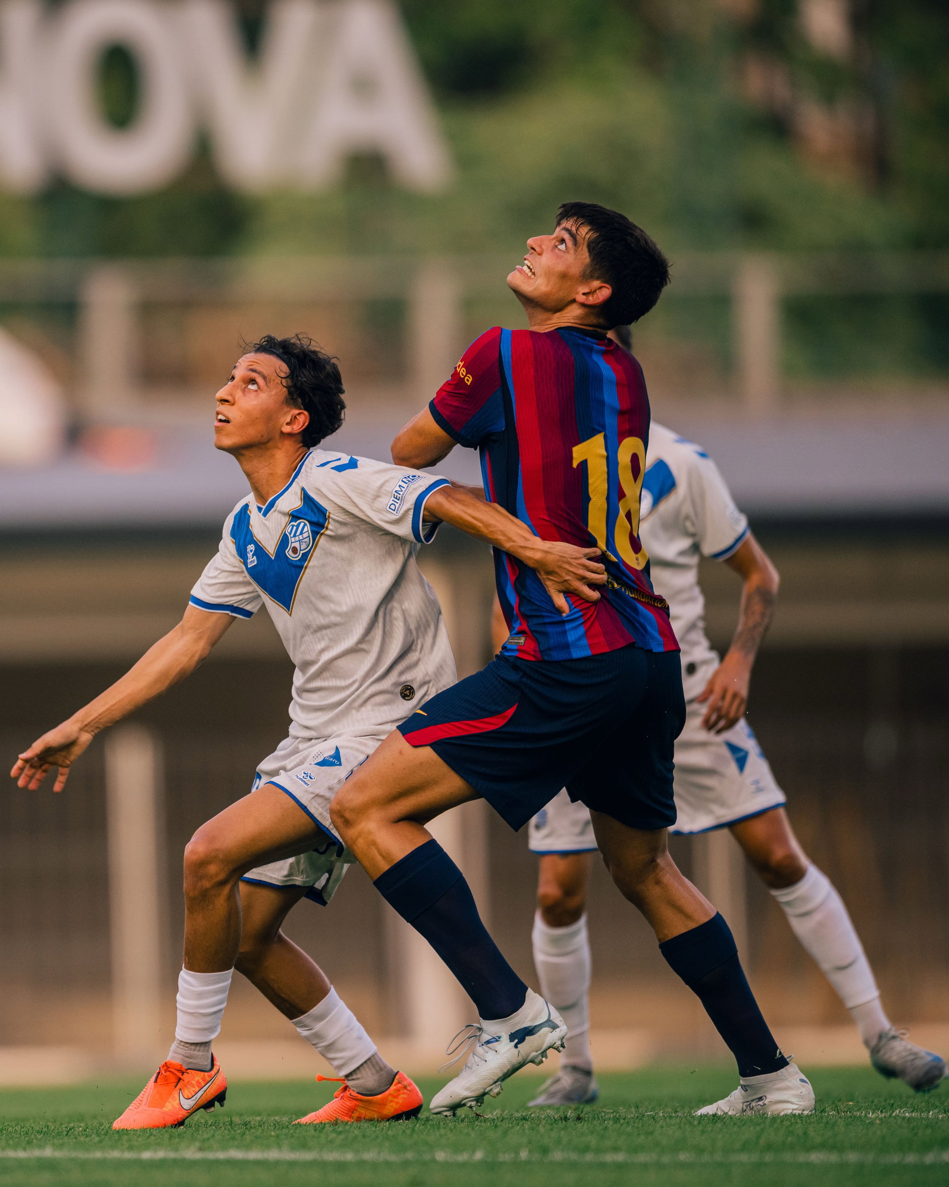 FC Barcelona and CE Europa played a behind-closed-doors training match this evening.

Ha estat un plaer, @ceeuropa 🫶