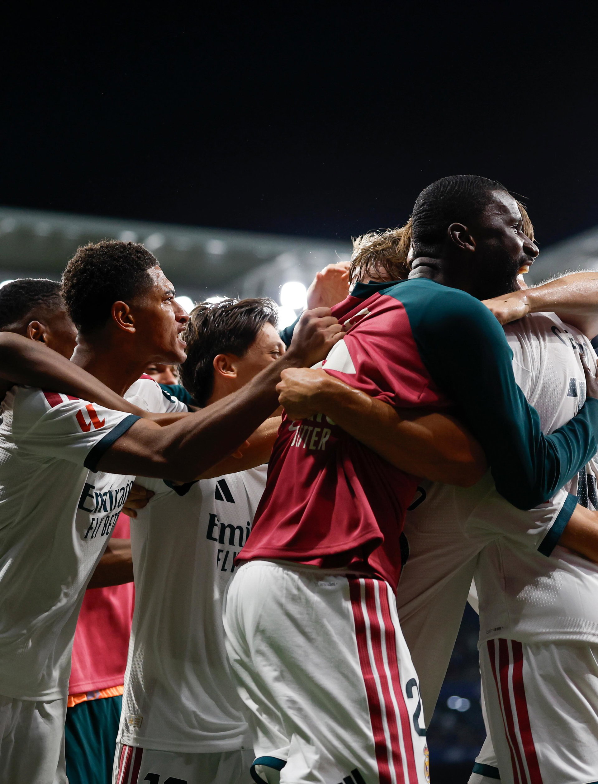 Fully deserved win. First 3 points on the board. Seguimos! Hala Madrid! 🤍
So happy for you buddy @cespi10 🔝