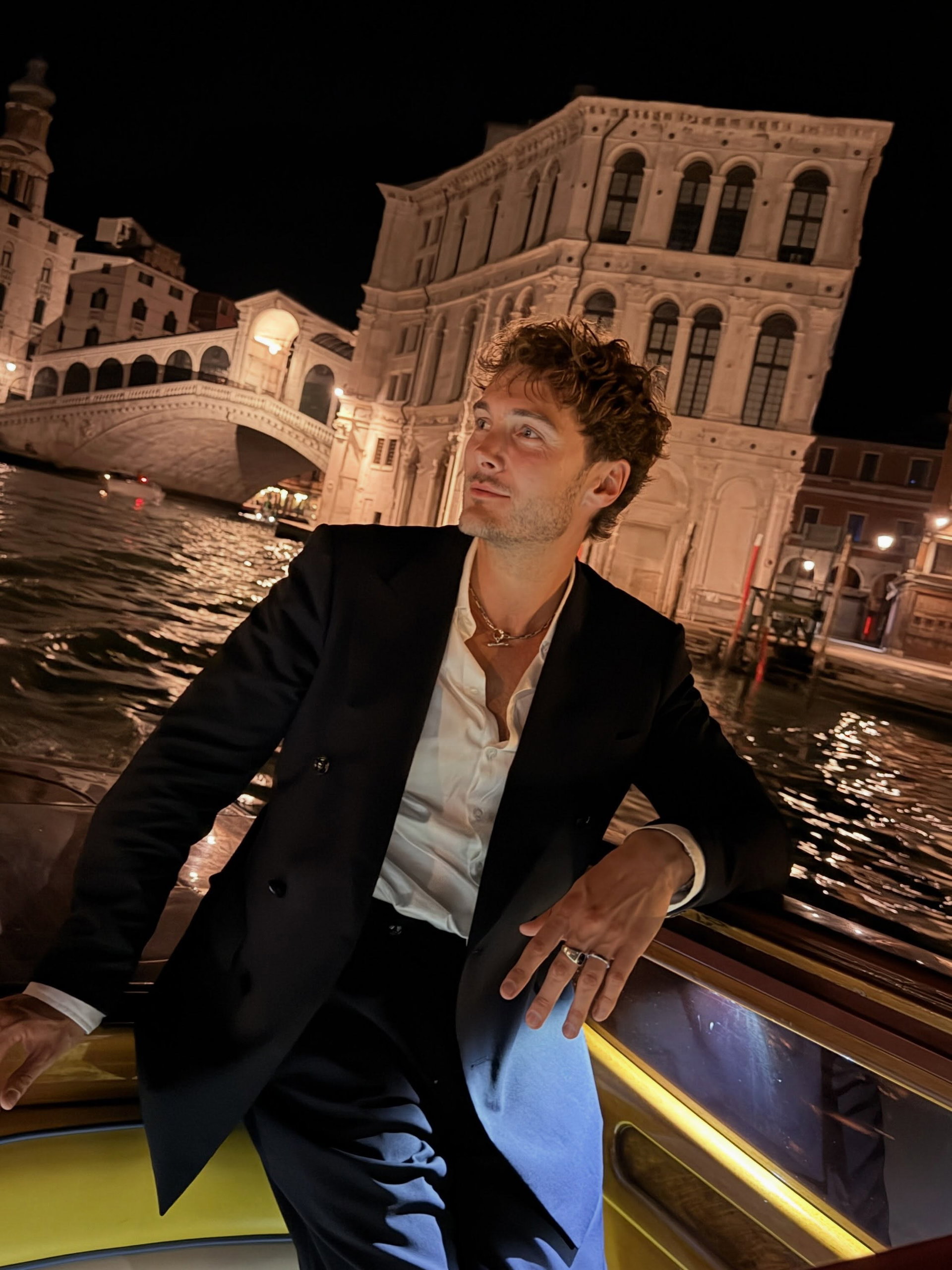 My first time to Venice, hard to believe it’s actually real… Here for the 83rd Film Festival with @armanibeauty #ad 

A large weekend to celebrate the first Giorgio Armani fragrance in 20 years - ‘I WILL’ (Jonathan Bailey ftw)

Also, I discovered something I always wanted to know; boat taxis really are the main form of transport in Venice. Ticked that one off. 

@giorgioarmani #fragrance

(most shots by the awesome @rebeccaspencer_photography 🫂)
