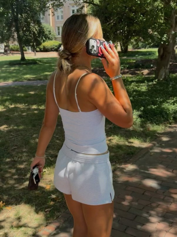 back-to-school reset with @tmobile 📚 students can get phone + 5G internet for $30/month each thanks to their new Essentials Saver with Student Savings plan. you also have access to exclusive benefits like Club Magenta, free stuff and great perks every week with T-Mobile Tuesdays including a monthly large Slurpee® drink (peep slide 4 for flavor FOMO) and $5 movie tickets 🔗 link in bio to switch! #TMobilePartner