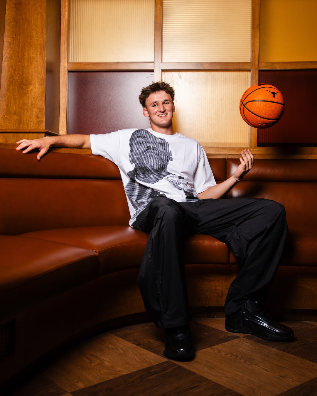 Kevin Durant, Nike, and The University of Texas announced four new athletes to their NIL roster today, adding Bo Odgen, Austin Goosby, Bryanna Preston, and Addison Bjorn in addition to previously announced Madison Booker.⁠
⁠
The comprehensive NIL program celebrates a select group of Longhorn student-athletes in their continued basketball journeys. In partnership with Nike and Texas Basketball, these athletes will receive access to KD PEs, apparel, NIL marketing opportunities and yearly programming in partnership with Boardroom.⁠
⁠
These new signees celebrated on Thursday, September 10th at the grand opening of Austin Sports Club, a new dining concept led by Lobos Hospitality and Boardroom Hospitality.