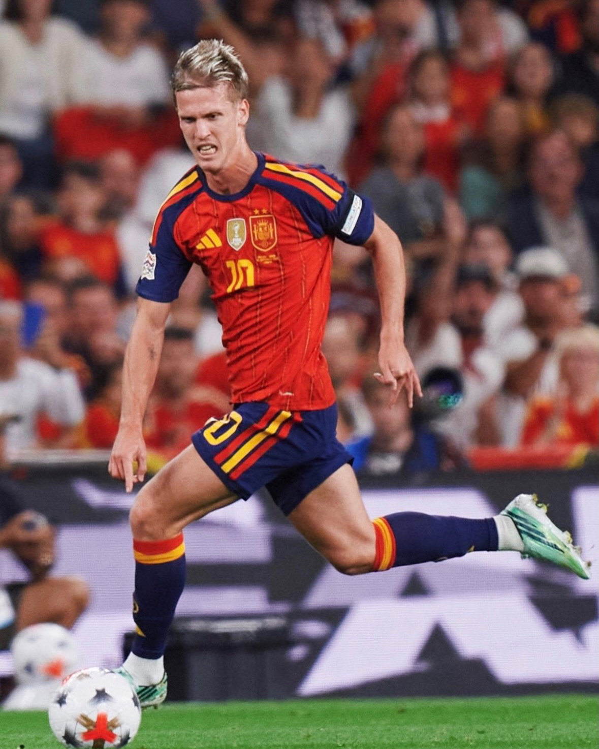 🌍 𝗢𝘂𝗿 𝗶𝗻𝘁𝗲𝗿𝗻𝗮𝗰𝗶𝗼𝗻𝗮𝗹𝘀:

Spain beat England 2-3 at Wembley in the UEFA Nations League, with Lamine and Gordon both on the scoresheet. Olmo provided an assist, while Cubarsí, Pedri, Rodri also feature.

Livaković picks up three points with Croatia after a 1-2 win over Czechia in the UEFA Nations League.

📸 @sefutbol @england