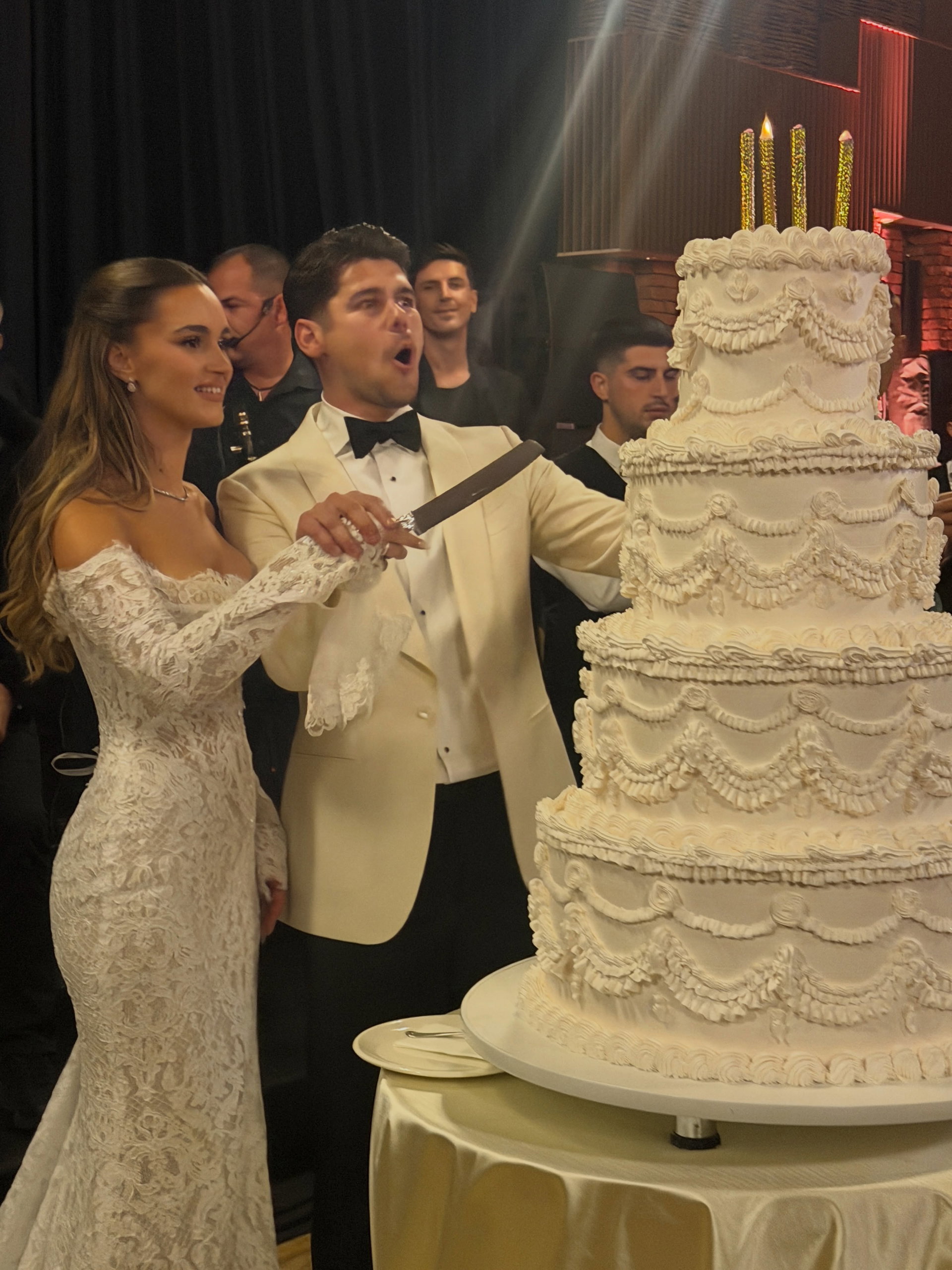 My cousin married the woman of his dreams and we had a big Albanian wedding!!! @andgjakova @kelmendirozafa 🤍🤍🤍po na rritet rrethi!!!!!
