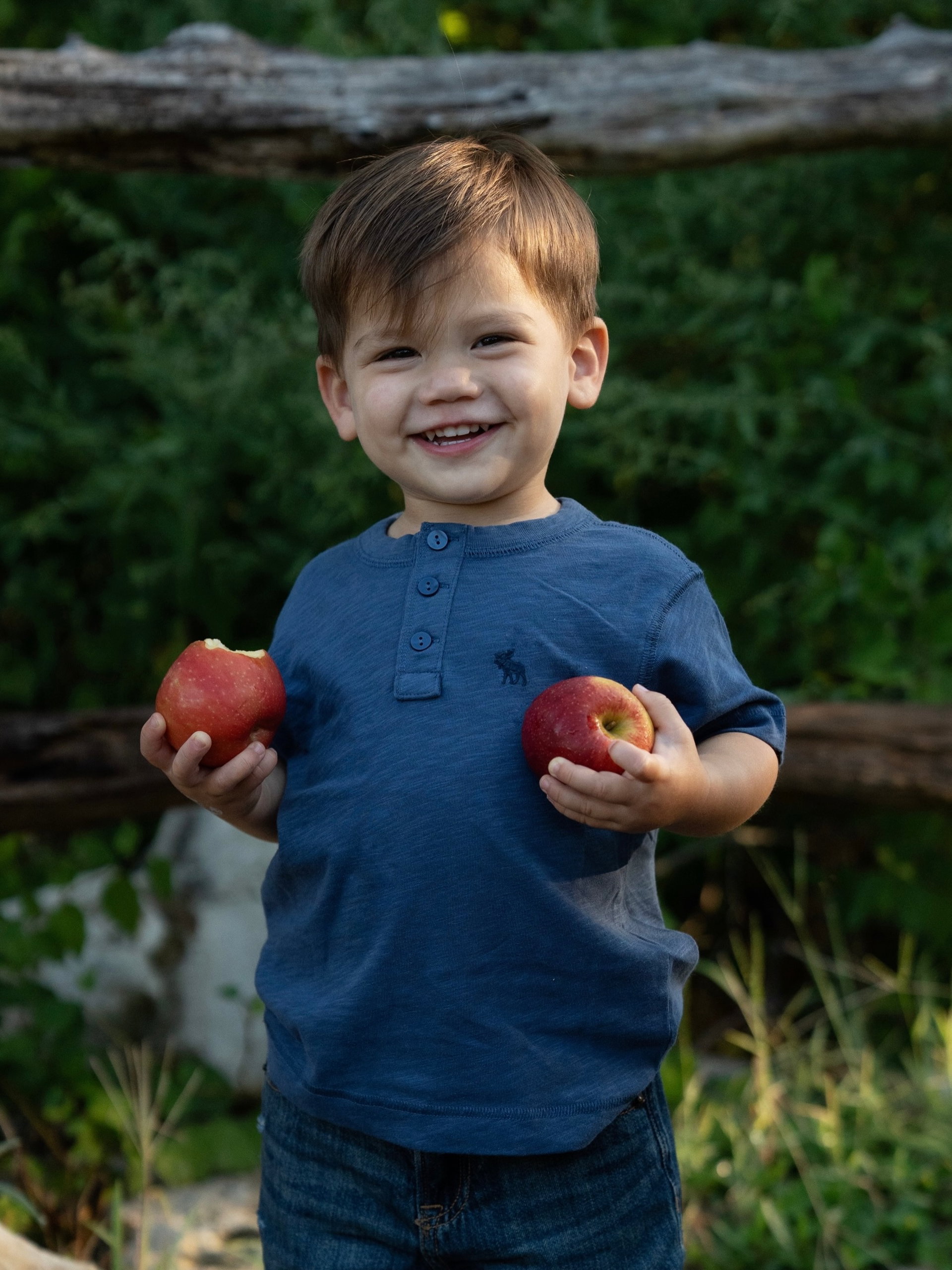 #AbercrombiePartner 🌳🍎 Just an Abercrombie mom raising Abercrombie kids 🥹