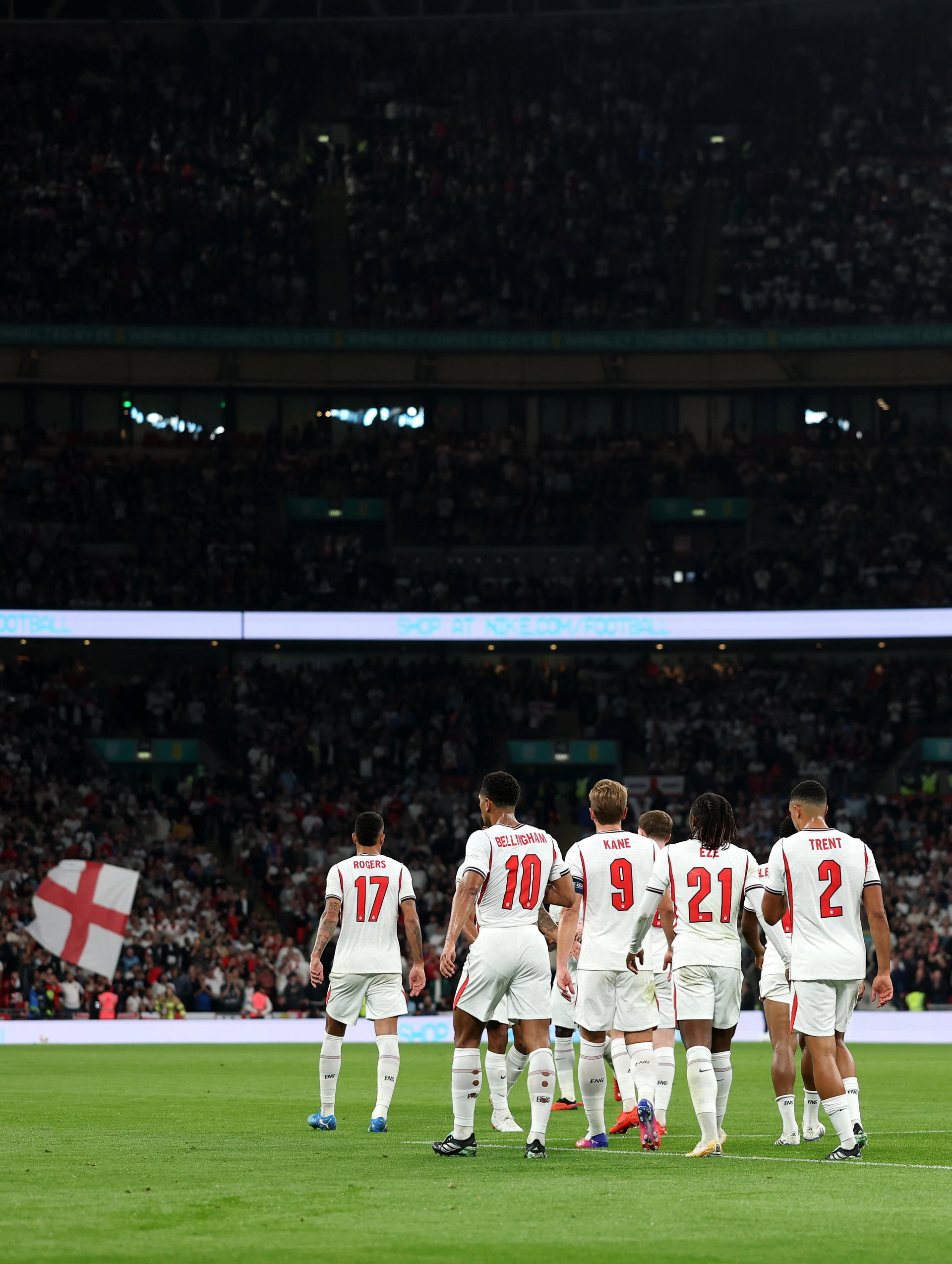 Good way to end an enjoyable camp! 🏴󠁧󠁢󠁥󠁮󠁧󠁿 
@harrykane nothing left to say, our greatest! ❤️