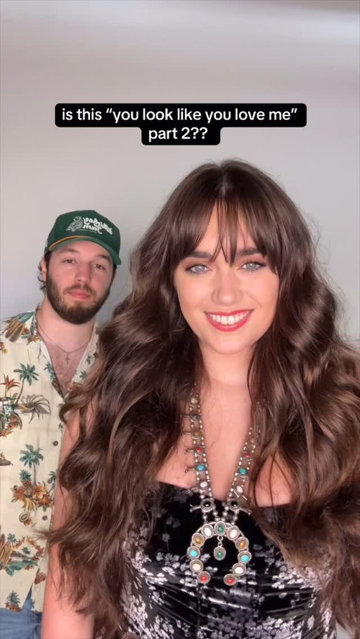 lemme know what you think?! @blakewoodmusic  #songofthesummer #crazyasme #countrymusic #newmusic #youlooklikeyouloveme #ellalangley #rileygreen