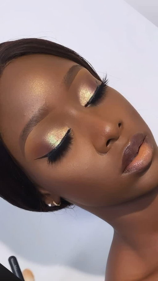 Calgary In-person makeup class starts in 25 days!!!