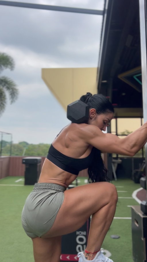 Strength isn’t built in a day… it’s built in every rep you push when your legs are burning, in every set you finish when your mind says “stop” 

I train not just to move weight, but to move my limits. And in that journey, @muscletech Creatine Monohydrate is my go-to , the most trusted on the market for building muscle, boosting endurance, and speeding up recovery. It’s not magic… it’s science, discipline, and consistency.

Push harder. Recover faster. Grow stronger.

Official distributors:
🇺🇸 -15% code ANA (link in bio)
🇨🇴 -15% código ANA @suplementos_colombia 
🇵🇪 @labnutrition 
🇲🇽 @muscletech_mx 
🇳🇮 @fitshopnicaragua 
🇦🇷 @energyzone.ar 

#sponsored #ad