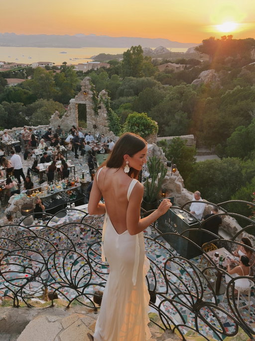 I asked for a romantic honeymoon dinner and @zackkalter delivered 👏🏼 This is Le Terrazze Ritual in Sardinia and yes there’s a disco club downstairs and yes we went there after dinner