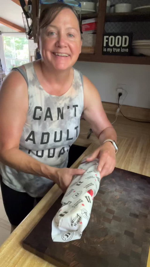 💡 Budget hack alert! Jimmy John’s sells their day-old bread for just 53¢ a loaf 🙌. Cut it up, store in a ziplock, and use within 2–3 days and you’ve got fresh bread for sandwiches at home for way less 💵.

Other ways to use it:
🥪 Pile on deli meat & veggies for a sub
🍞 Make French toast for brunch
🧄 Turn into garlic crostini for soups & salads

Why pay $8 for a sub when you can make it for under $3? 🤑

#FoodHack #BudgetEats #GroceryTips #MealPrepOnABudget #FrugalLiving #BreadHack #JimmyJohns #FoodieTips #HomeCooking