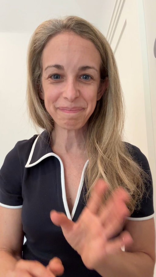 👋 Parents, have you ever wondered why your kid is a rockstar at school… and a meltdown magnet at home? You’re not alone! That's why we’ve teamed up with @drbeckyatgoodinside to help you out with these simple tips to turn after school chaos into connection (and yes, a protein snack helps, especially if it’s a meat stick 🥩)