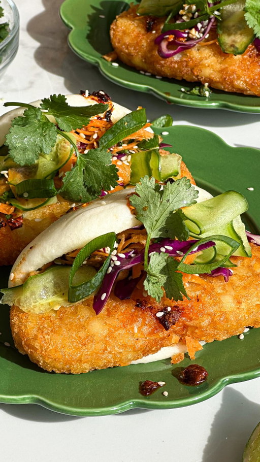 Crispy, golden hash browns in fluffy bao buns? 

RIDICULOUSLY GOOD and easy thanks to a little help from @doordash_aus! Used @doordash_aus to get my favourite hash browns delivered from a local cafe AND grabbed all the asian slaw and bao bun ingredients using their on-demand grocery delivery. Plus, I earned Velocity Frequent Flyer Points just by ordering through them! 🤌

Comment “DASH” for the full recipe and I’ll DM you the link (or visit my website—link in bio)!
#ad #sponsored #DoorDashPartner #hashbrowns #baobuns #veganrecipes