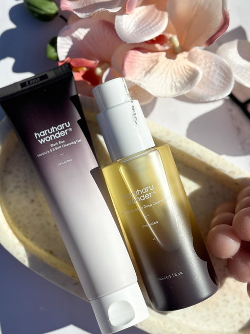 ITS NO SECRET that I’m not the biggest fan of double cleansing. It really doesn’t seem to agree with my skin. But I’ve come to realise it’s important to find products that work in harmony with each other and my skin. Enter @haruharuwonder_official Black Rice cleansers- the products that changed my perceptions. So how do I use them? 

Step 1: Moisture Deep Cleansing Oil – a lightweight silky oil that effortlessly melts away SPF and makeup including mascara without that heavy, greasy feel. No eye sting, no weird film, no tightness, just soft, clean skin. It is packed with black rice extract + nourishing plant oils to keep skin soft and happy.
Step 2: Moisture 5.5 Soft Cleansing Gel – a gentle, pH-balanced gel cleanser that lathers lightly, cleanses without stripping, and leaves my skin feeling fresh but hydrated. 

Both are unscented, which I know many people will love, vegan and cruelty free, and the sleek packaging is so chic it basically styles my bathroom bench.
If you’ve been curious about Korean double cleansing, these two make it a dream – and addictive.

Shop these over at YESSTYLE @yesstyle and use my code MISSNELLE123 to save some $$$

#haruharuwonder #kbeauty #doublecleanse #skincareroutine #oilcleanser #gelcleanser #sensitiveskinfriendly #veganskincare #crueltyfreeskincare #skincarecommunity #skincaretips #skincarethatworks #glowingskin #skincareobsessed #selfcaretime #skincareroutineam #skincareroutinepm #koreanskincareproducts #skincareaddict #skincaredaily #missnellebelle #YesStyle #yesstyleinfluencers #haruharuwonder #haruharucleansingoil #doublecleansing #acneproneskin #glassskin