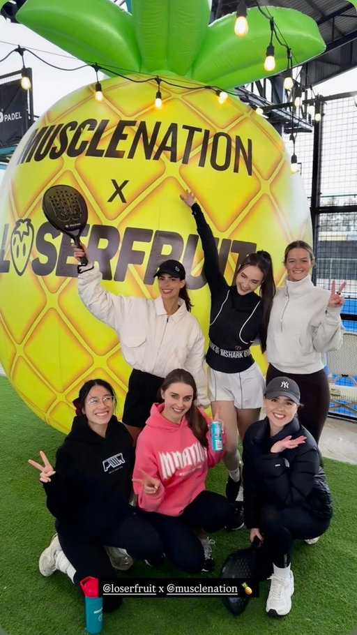 💧✨ Serving gains and good vibes only 🏋️‍♀️🍓🍍
Celebrating the tastiest collab @musclenation x @loserfruit Protein Water! 🫶❤️💛 

Didn’t win our padel game but nothing could ruin such a good launch party 🥰 CONGRATULATIONS FRUITY 🥳