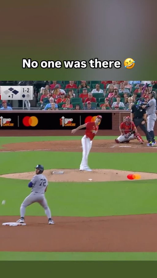 He was throwing to absolutely nobody
