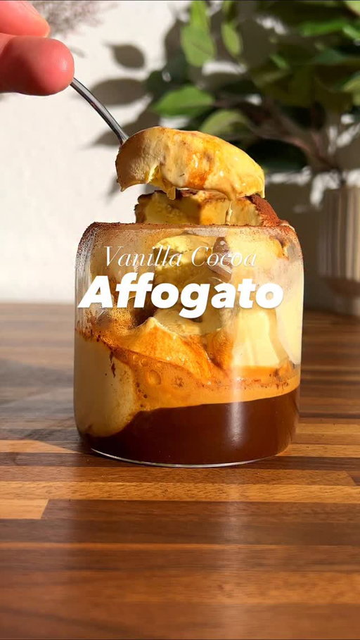 Vanilla Cocoa Affogato 🍦☕️ Recipe 👇🏽

Recipe: 
- brew a fresh double shot of espresso 
( I used the new machine from @maxims_coffee La Seine X) 
- add two scoops of vanilla ice cream to a glass while the espresso is brewing
- dust your ice cream with cocoa powder
- pour your espresso on top

That’s it. Enjoy! 😁

#affogato #icecream #espresso #icedcoffee #seinex