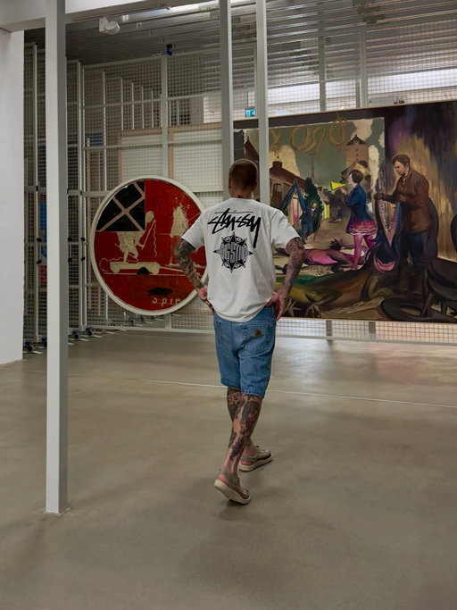 One thing I’ve been wanting to do in Leipzig for ages: visit the @g2kunsthalle . Probably not a name many of you know, but behind it hides one of the most striking private collections I’ve ever seen 🙂 Mix that with rotating exhibitions and it just hits different. We finally took the time to really explore it — and honestly, I didn’t wanna leave. Thanks to @leo_wedepohl for making it such a good day. If you’re into art, do yourself a favor and check it out. No paid ad, just a little love note to fellow art people out there. 🖤

#g2kunsthalle #artexhibition #privatecollection #aesthetic