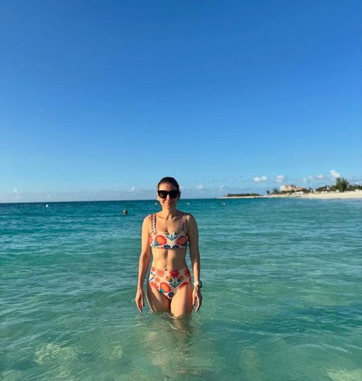 4 days in Turks and Caicos enjoying the beautiful beaches, the pool, practicing my beginner swimming skills and taking only a few photos. 

What a paradise ❤️🥹

#turksandcaicosislands #caribbean