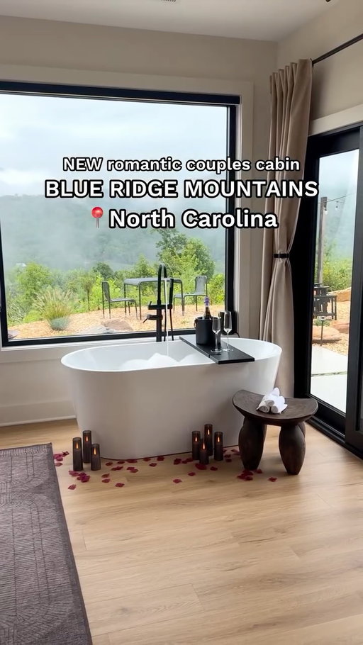 There’s a NEW romantic couples cabin in the North Carolina mountains you need to add to your bucket list: @blackfoxcabin ✨ (A D)

Click the link in my bio to book and TAG who you want to stay here with! 😍

#northcarolina #blueridgemountains #visitnc #ncmountains #explorenc #travel #mountains