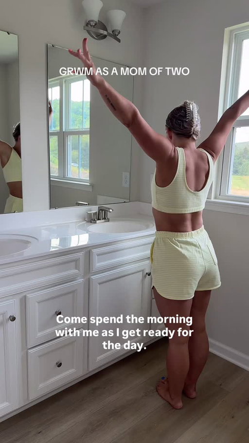 GRWM as a mom of two who will not skip out on her morning routine! Comment “SHOP” to get an automatic message sent to your inbox of these products!Starting my day with SmartMouth—because confidence begins with fresh breath that actually lasts! This mouthwash is the only one scientifically proven to give 24 hours of fresh breath with just 2 rinses a day (morning & night). Whether I’m heading out for errands, mom life, or filming content-this is a must in my routine. You can grab SmartMouth at Walmart, Walgreens, Amazon, or TikTok Shop!

#ad @smartmouthwash #smartmouthpartner #smartmouth #mouthwash grwm, spend the day with me #grwm #ditl #momlife #morningroutine #vlog