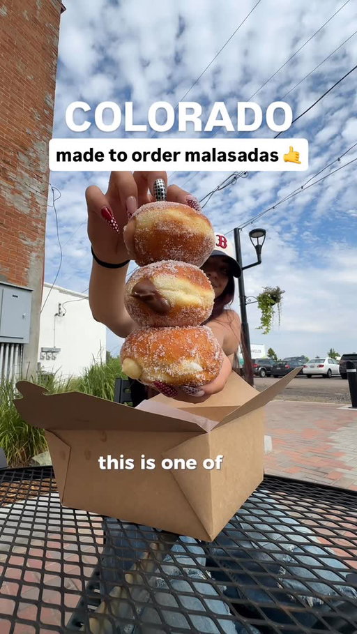 follow @milehighandhungry for more unique food spots! 💛

📍 @olliesmalasadas is bringing a piece of hawaii to Colorado with their piping hot malasadas! 👏 these pillowy fried pastries are such a treat that I had back in Hawaii but am stoked to see in the mountains 🏔️ 

They are rolling, proofing, frying, filling and coating each one by hand all day long fresh to order so dont be suprised when you get your box and it’s still hot 🔥 

The classic is just rolled in sugar but they have fillings changing weekly too, I tried their nutella, vanilla bean custard, and the cranberry lemon 🫶

I fear your loyalty to donuts might be done for after this one 😩

TAG SOMEONE TO TAKE HERE 🤝

📍 @olliesmalasadas 
408 Main St
Windsor, CO  80550

#denver #denvercolorado