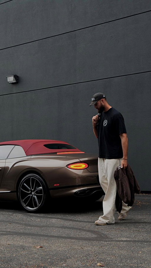 Taking out the Bentley GTC 🤌 

@bentleycleveland 

#Bentley #bentleycontinentalgt #ASMR #lifestyle #menswear #mensfashion