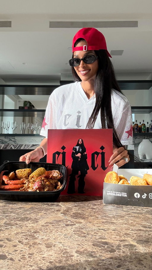 This Right Here! CiCi X @redlobster Album Release Party is going to be so lit!! 🫶🏽🦞

RSVP at the link in bio.

Red Lobster Times Square
Friday, August 22
4 PM