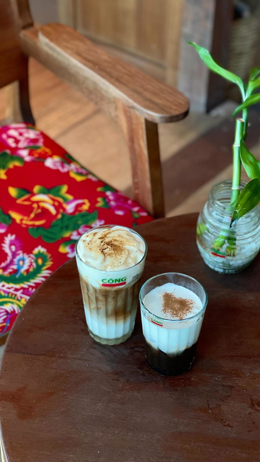 A taste of Vietnam with @congcaphe_ph 🥥☕️🇻🇳

Finally tried Cong Caphe’s coffee! Their coffee with peanut butter is truly irresistible! I loved it ‘til the last drop! 🫶🏻

📍L2, Gateway Mall 2, G. Araneta, Cubao, Quezon City

#CongPassportToVietnam #CongCapheGateway2 #CongCaphe #CongCaphePH #cafediariesbyjash #minivlogsbyjash #coffeenotesbyj #manilafoodie