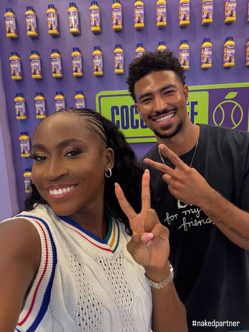Pulled up to coco’s corner store with @cocogauff. Check out her Naked Smoothie it’s definitely worth it #NakedPartner 🍍🍊