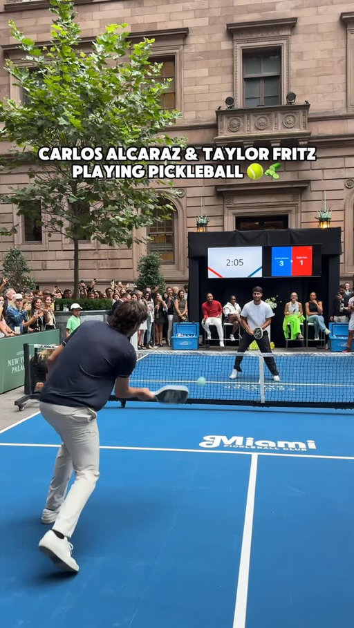 Tennis Stars Carlos Alcaraz and Taylor Fritz playing Pickleball ⭐️

Careful, you might end up addicted 🫣

#pickleball #tennis