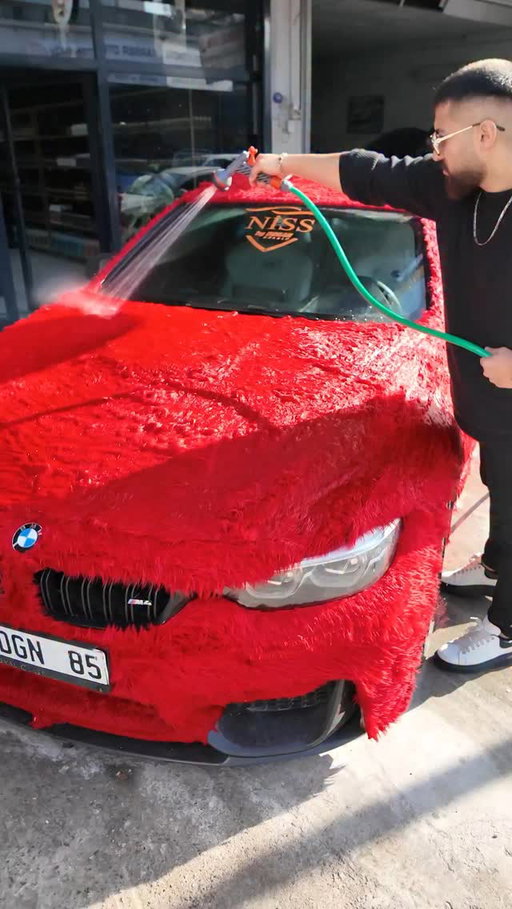 This isn’t your average car wash 🧼 @sbxcars

Thx @dogangokalppp 

#bmw #fur #sbxcars