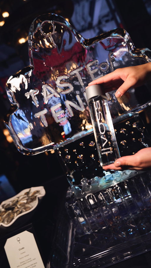 25th Anniversary of @tasteoftennis!!! 

#voss #vosswater #vossworld #nyc #tennis #tasteoftennis