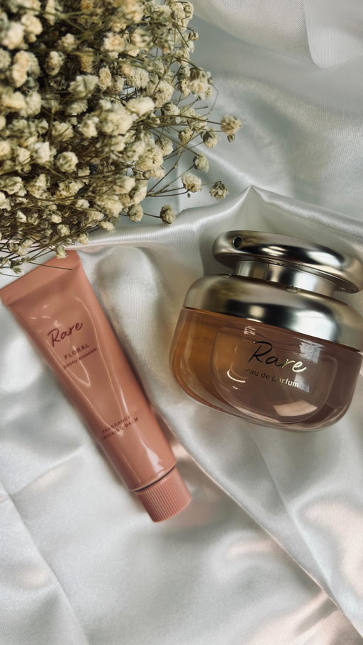 @rarebeauty & @selenagomez Take all my money..
This is going to be my everyday perfume for the rest of my life…….
#rarebeauty #rarebeautybyselenagomez #selenamariegomez #rareeaudeparfum #rarebeautyperfume #signaturescent