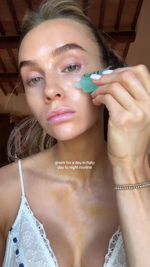 my tried & true long wearing makeup routine on every vacay 🤌🏼 comment "grwm" and I'll dm you the links! also linked everything to shopmy & ltk