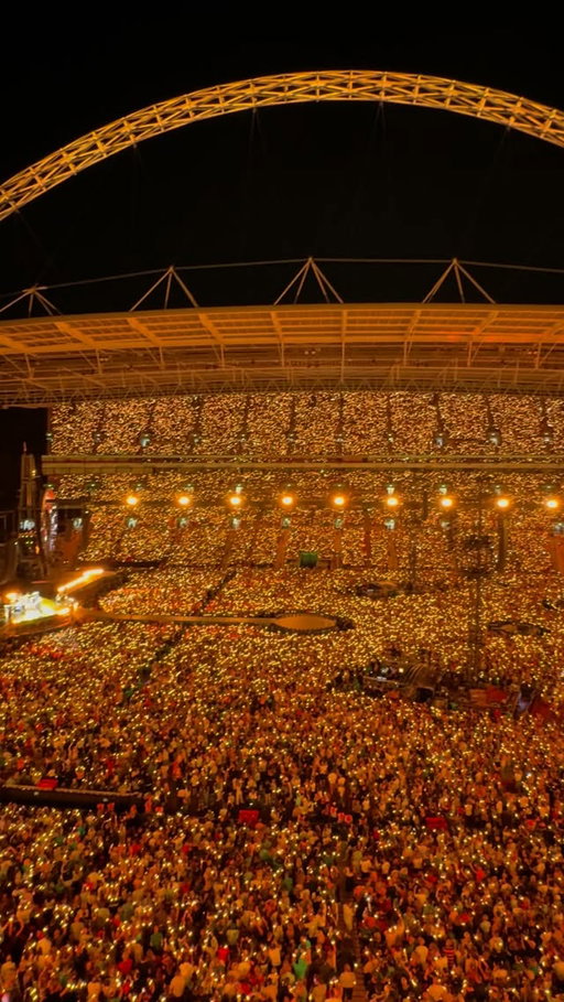 And it was all… 💛 🏟️ 

@coldplay 🫶