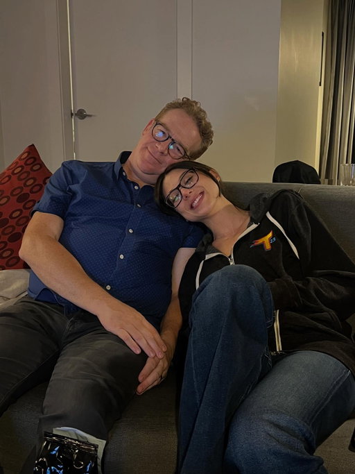 That’s a wrap on CLASH OF THE THUNDERMANS! Here’s me and the boss, happily exhausted. Love you @kirakosarin !

@nickelodeon @paramountplus @thundermanstv