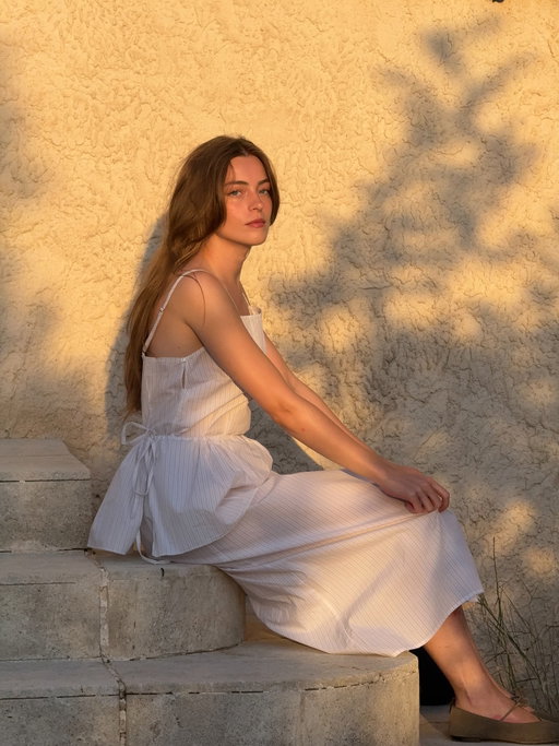 In Provence 🪻☀️

#paris #lestylealafrancaise #parisiangirl #aesthetic #neutralshades #parisianvibe #frenchvibes #parisianstyle #effortlesschic #parisvibes #summer #summeroutfit #frenchgirlstyle #pinterestgirl #pinterestaesthetic  #ootd #minimalism