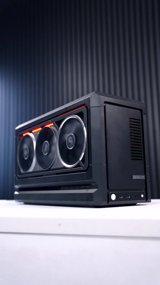 Building the fastest mini Itx PC inside the @xikiimaker FF07 case 🔥

Full video on my YT 

Ryzen 9 9950X3D
ROG Astral RTX 5090
#pc #itx #mini #gaming