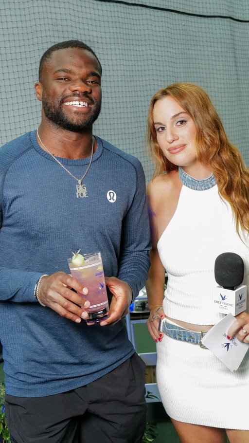 I asked @bigfoe1998 the hard-hitting questions at @greygoose Last Serve Bar. It’s Grey Goose Honey Deuce season!!! #GreyGoosePartner #HoneyDeuce