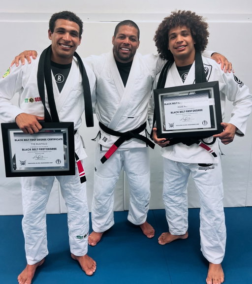 First Degree Blackbelts 🥋🥋

thank you Professor for our first degree promotion. Can't believe it's been over three years since receiving our black belts. Congrats to everyone on their belt promotions last night ⚔️ we love you and our team @galvaobjj 🙌🏽
#youngestveterans
