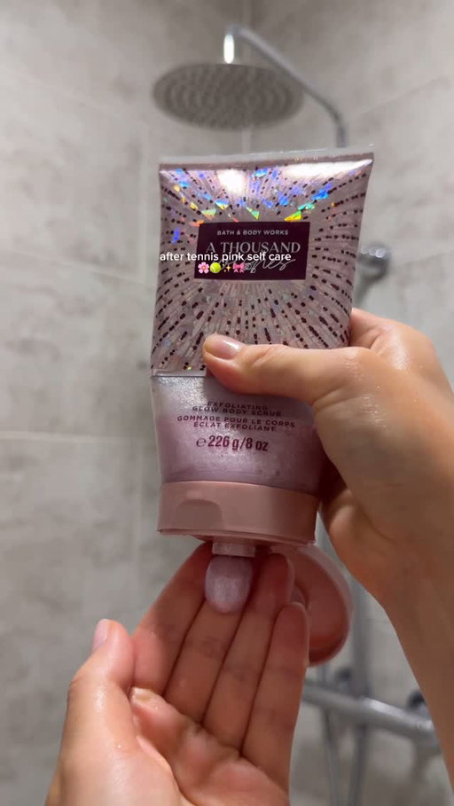 asmr after tennis pink self care sounds🌸🎾✨🎀🫧

products 
@sundaebody Strawberry Daiquiri Foaming Body Wash & Very Berry Body Whip Moisturiser
@bathandbodyworksuk A Thousand Wishes Body Scrub 
@glowhubbeauty Hot Sauce Body Mist 
@belif_uk Berry Tinted Lipcerin
@tangleteezer Hair Brush 

#asmr #asmrsounds #selfcare