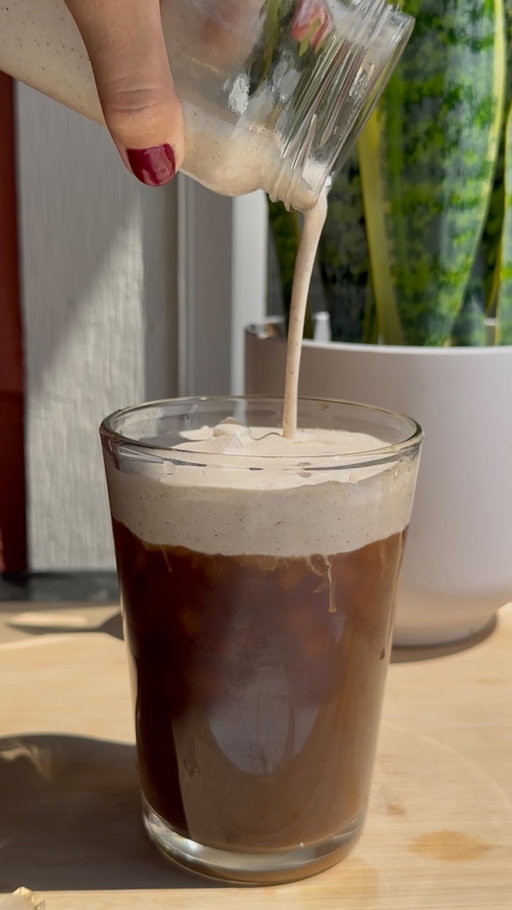 Hot or iced, our NEW Dark Roast is just as nice ☕️ This is your sign to try our bold new brew iced with a cinnamon & honey cold foam 🤤🍯 

Recipe below + comment DARK ROAST if you’ll be trying it 🖤

INGREDIENTS:

• 1 tbsp RYZE Dark Roast
• 6 oz cool water
• 1 tbsp honey
• 2 tbsp heavy cream (or coconut cream)
• 1 tbsp milk (your choice)
• Cinnamon to taste

DIRECTIONS:

1) Start be prepping your iced coffee by mixing 6 oz of cool water with 1 tbsp RYZE Dark Roast.

2) Make your cold foam by frothing together the heavy cream, milk, honey, and cinnamon.

3) Add lots of ice to your coffee, then top with the cold foam, and enjoy! 🌟